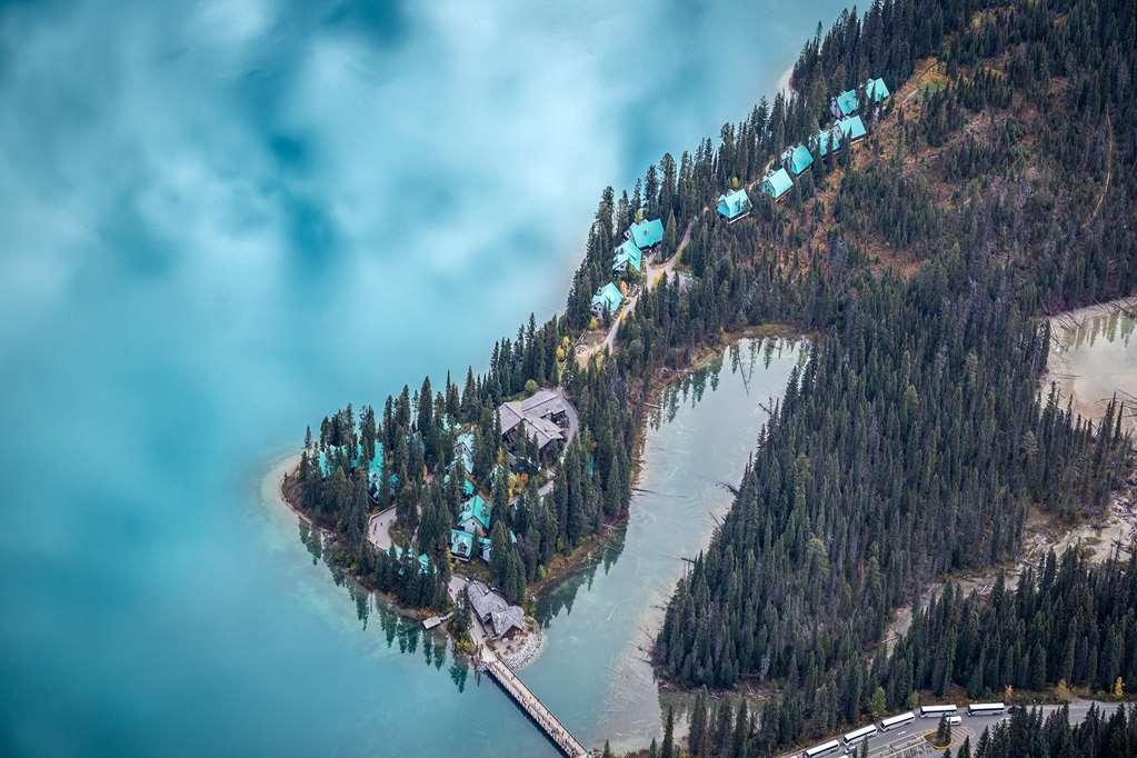 Emerald Lake Lodge Field Dış mekan fotoğraf